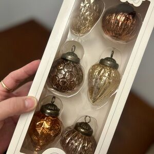 Wondershop Metallic Ornament Set - Bronze and Gold